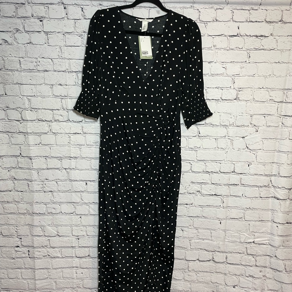 New H&M Black and White Polka Dot Puff Sleeve Crepe V Neck Dress Size L - Picture 2 of 16